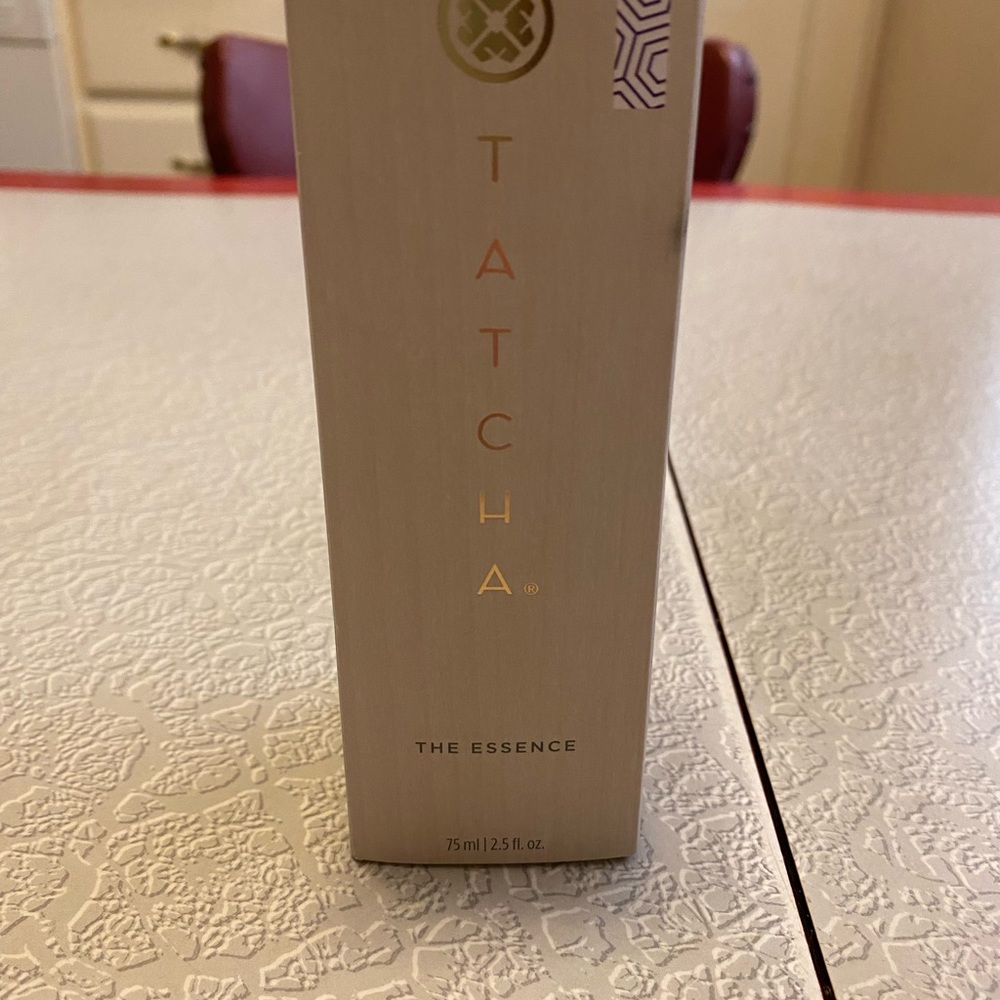 Tatcha The Essence NIB
